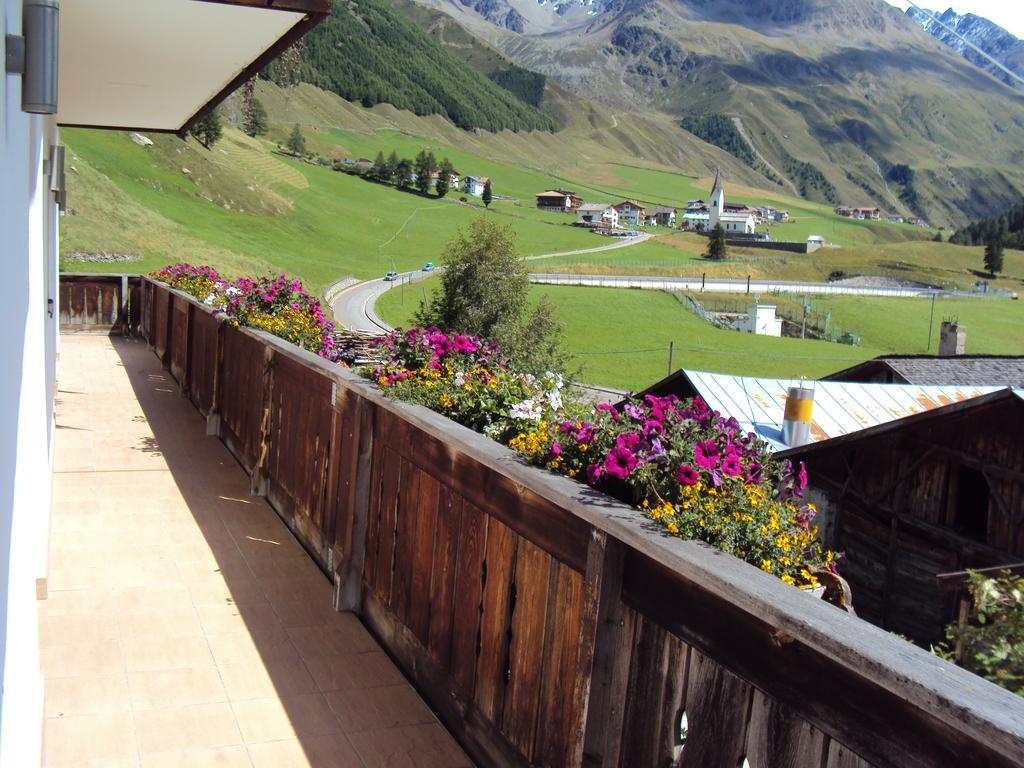 Haus Fliri Hotel Curon Venosta Kültér fotó